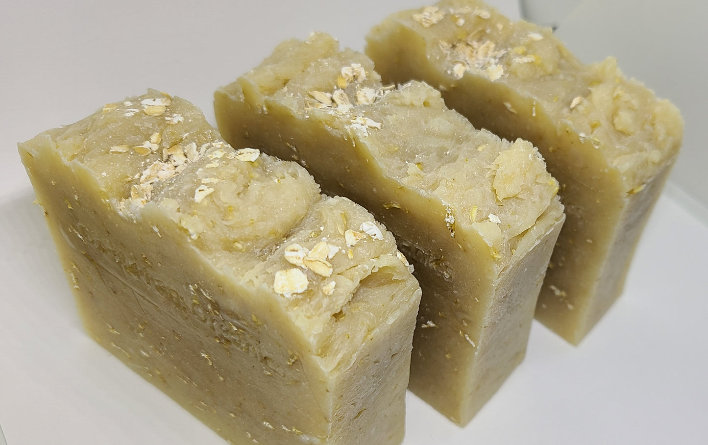Oatmeal & Shea Butter Cleansing Bar